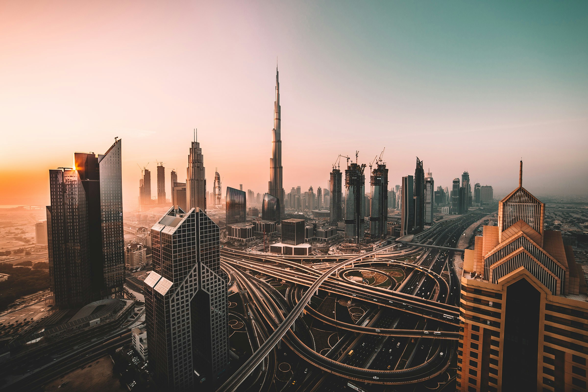 Best eSIM for Dubai & the UAE: Complete Traveler's Guide (2026)